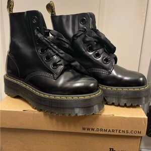 Dr. Martens Molly Women’s Platform Boots – Buttero Leather – Black